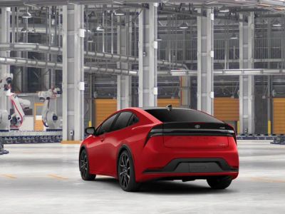 2026 Toyota Prius Plug-in Hybrid - Photo 9