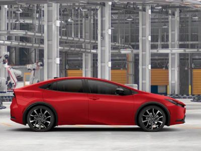 2026 Toyota Prius Plug-in Hybrid - Photo 14