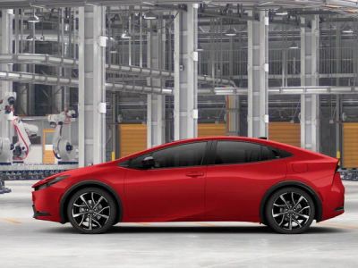 2026 Toyota Prius Plug-in Hybrid - Photo 6