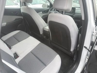 2023 Hyundai Kona SE - Photo 28