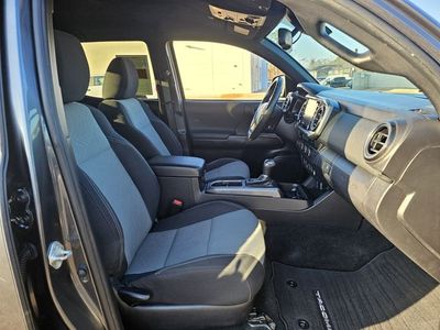 2021 Toyota Tacoma - Photo 24