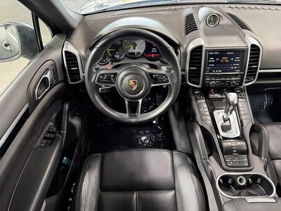2016 Porsche Cayenne - Photo 17