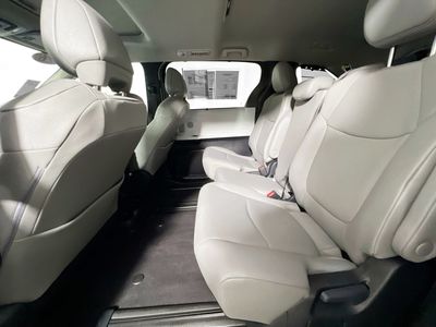 2026 Toyota Sienna — photo 25 view