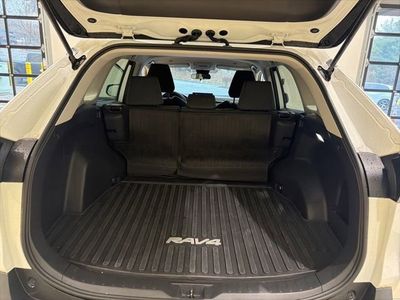 2025 Toyota RAV4 LE - Photo 19