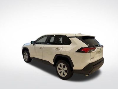 2025 Toyota RAV4 LE - Photo 3