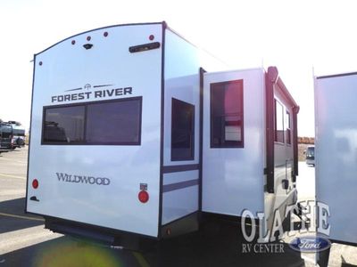 2026 Forest River RV Wildwood Heritage Glen — photo 42 view