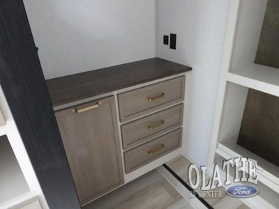 2026 Forest River RV Wildwood Heritage Glen — photo 29 view