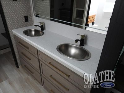 2026 Forest River RV Wildwood Heritage Glen — photo 26 view
