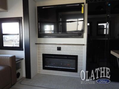 2026 Forest River RV Wildwood Heritage Glen — photo 10 view