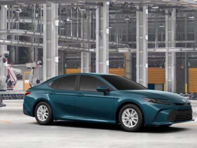 2026 Toyota Camry - Photo 16