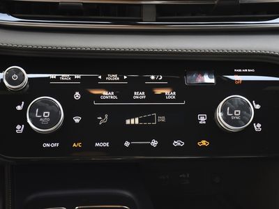 2026 INFINITI QX60 - Photo 18