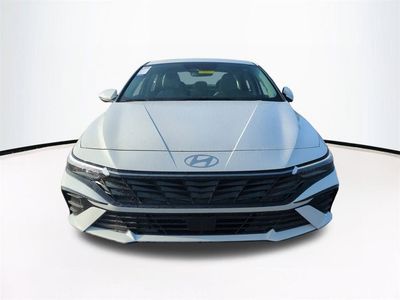 2026 Hyundai ELANTRA - Photo 3