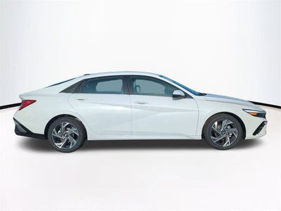2026 Hyundai ELANTRA - Photo 4