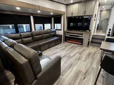 2026 KZRV Durango D339MLT - Photo 16