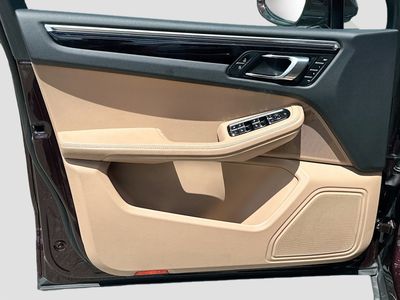 2024 Porsche Macan - Photo 20