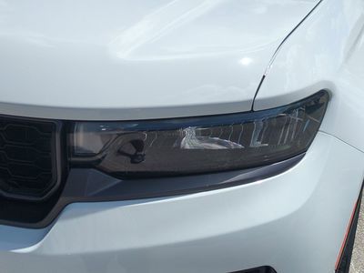 2026 Jeep Grand Cherokee — photo 10 view