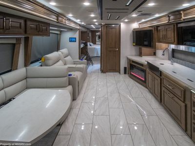 2026 Fleetwood Discovery LXE - Photo 7