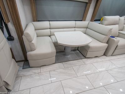 2026 Fleetwood Discovery LXE - Photo 9