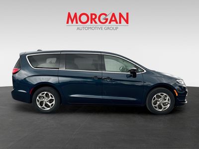2024 Chrysler Pacifica - Photo 8