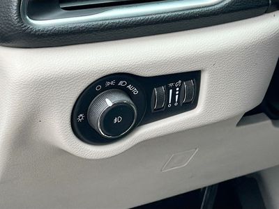 2024 Chrysler Pacifica - Photo 10