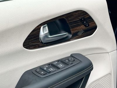 2024 Chrysler Pacifica - Photo 18