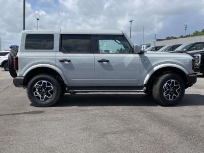 2026 Ford Bronco — side profile view