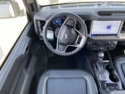 2026 Ford Bronco — photo 10 view