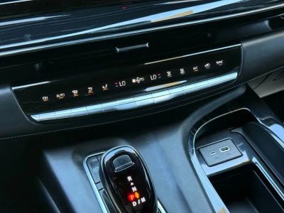 2024 Cadillac Escalade - Photo 37
