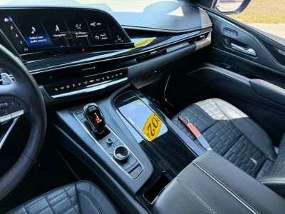 2024 Cadillac Escalade - Photo 35