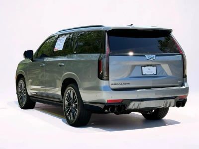 2024 Cadillac Escalade - Photo 13