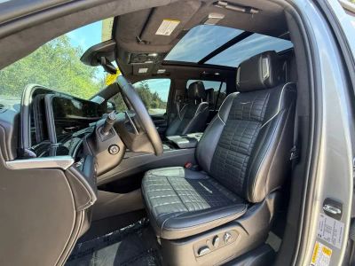 2024 Cadillac Escalade - Photo 6