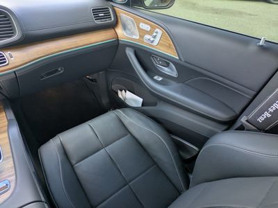 2023 Mercedes-Benz GLS - Photo 23