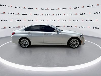 2024 BMW 3 Series - Photo 9