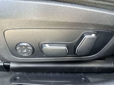 2024 BMW 3 Series - Photo 14