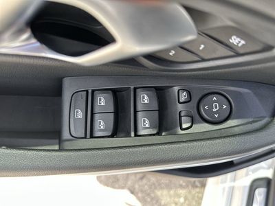 2024 BMW 3 Series - Photo 15