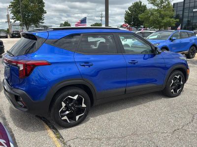 2025 Kia Seltos — detail view