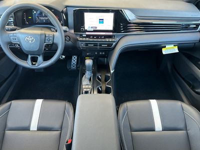 2026 Toyota Camry - Photo 3