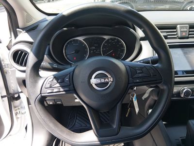 2023 Nissan Versa - Photo 12