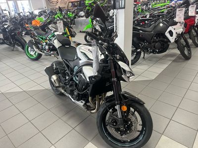 2025 Kawasaki Z900 ABS - Photo 1