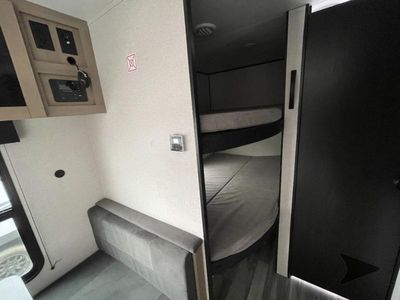 2026 Jayco Jay Flight SLX — photo 17 view