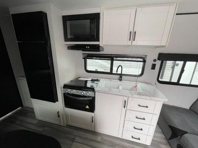 2026 Jayco Jay Flight SLX — photo 18 view