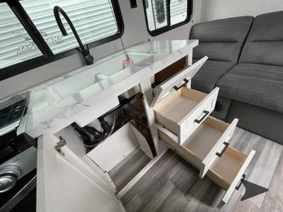 2026 Jayco Jay Flight SLX — photo 23 view