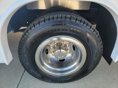 2026 Jayco Redhawk SE - Photo 8