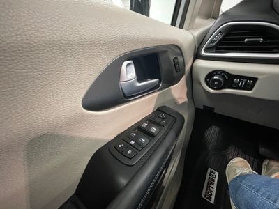 2024 Chrysler Pacifica - Photo 20