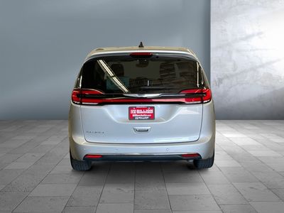 2024 Chrysler Pacifica - Photo 5