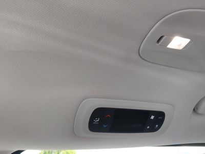 2023 Chrysler Pacifica — photo 19 view