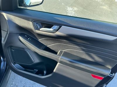 2021 Ford Escape — photo 21 view