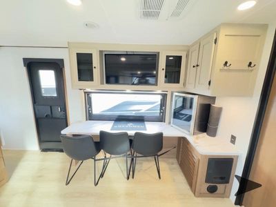2026 Coachmen RV Apex Ultra-Lite - Photo 52