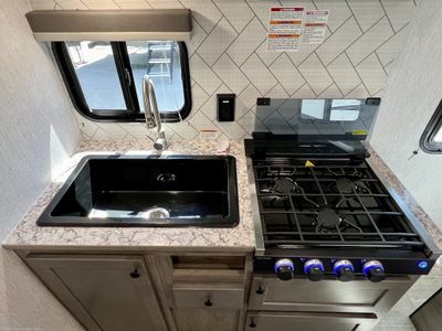 2025 Sunset Park RV Sun Lite - Photo 20