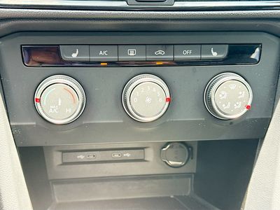 2022 Volkswagen Taos - Photo 33